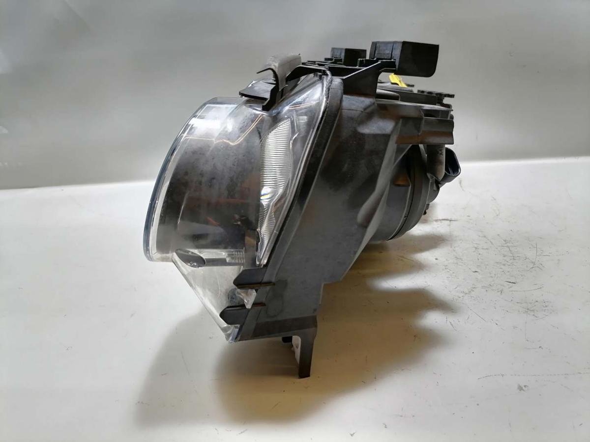 BMW E46 Compact original Scheinwerfer vorn rechts Halogen Bj.2004